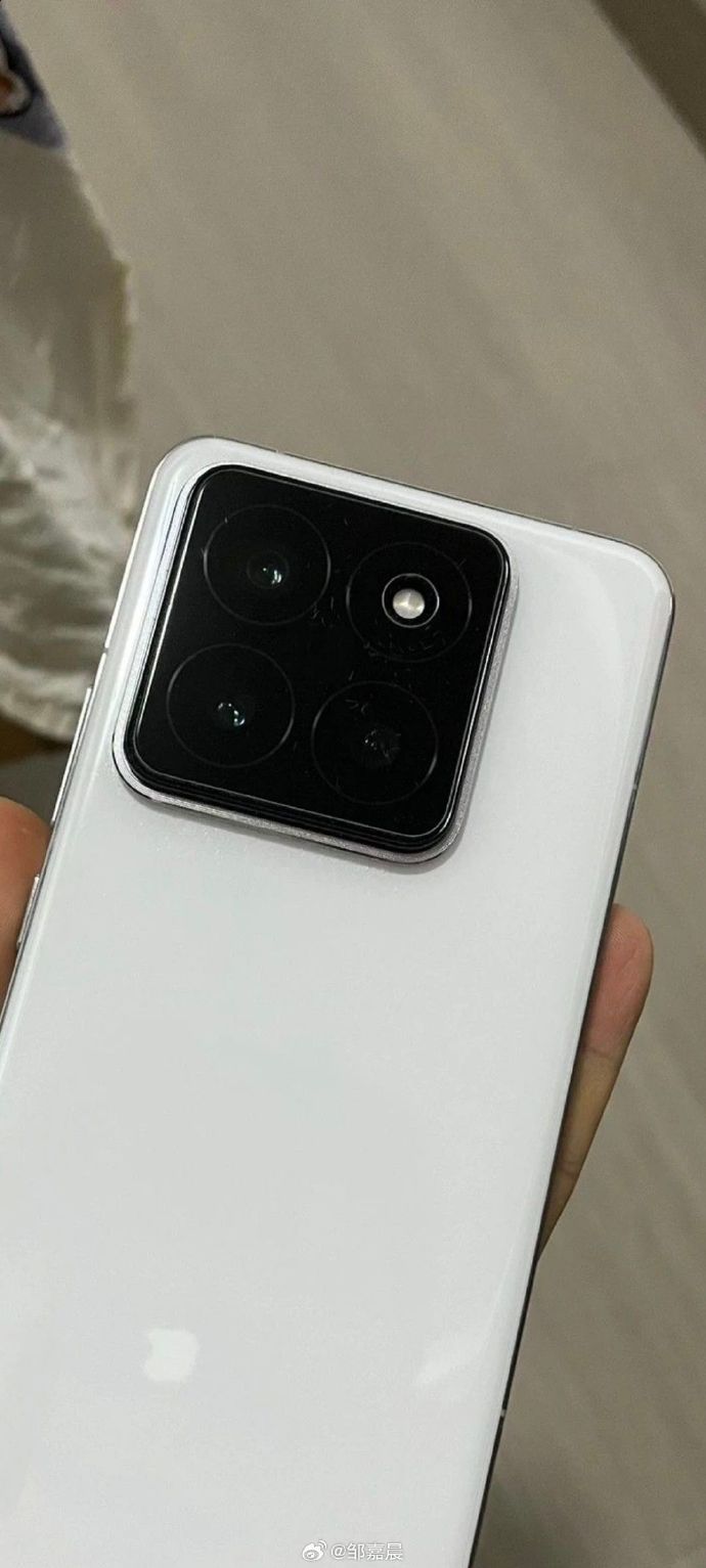 主攝與變焦鏡頭降級、屏幕與指紋解鎖升級：realme GT7 Pro 真機與詳細相機規格曝光！ 1